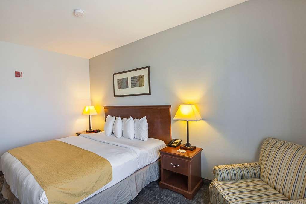 Hotel Country & By Radisson, Lewisville, Tx 2*